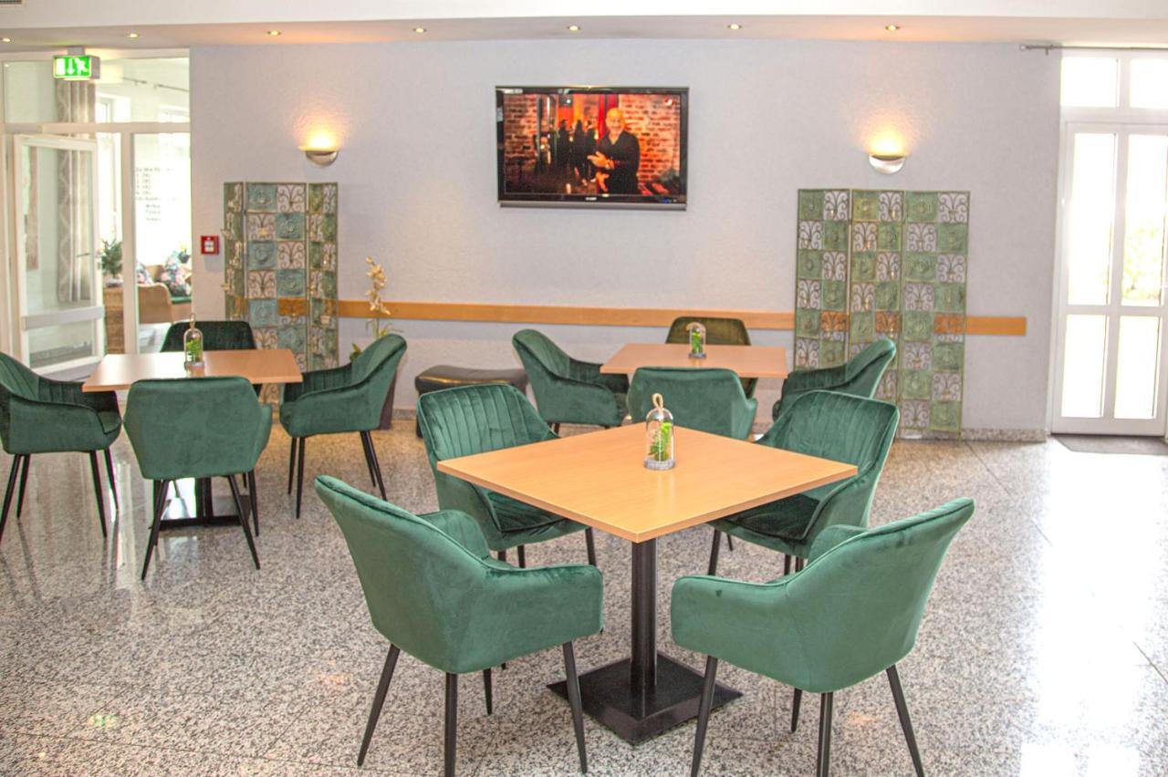 Fairway Hotel Sankt Leon-Rot Bagian luar foto