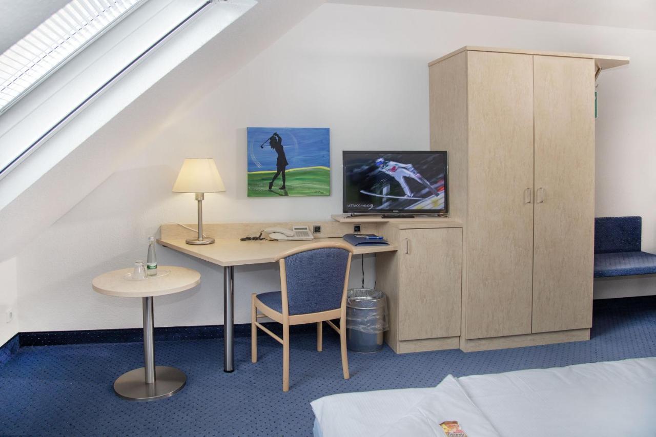 Fairway Hotel Sankt Leon-Rot Bagian luar foto